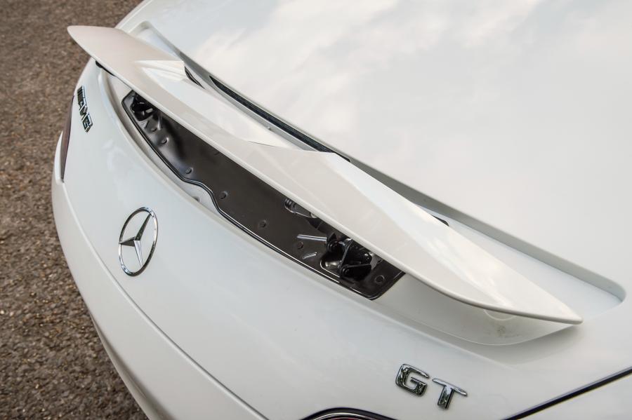 Детали экстерьера Mercedes-AMG GT Roadster 2017 года  (UK) (фото 33 из 40)